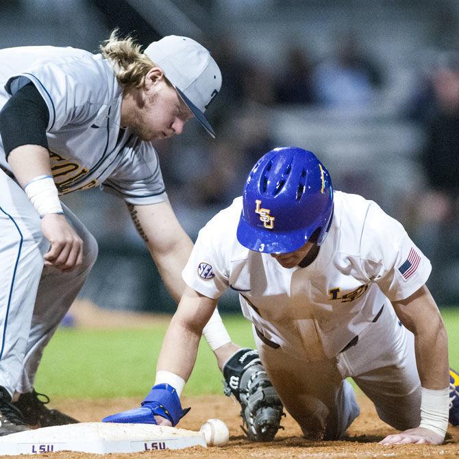 PHOTOS: LSU Baseball Defeats Toledo 8-1