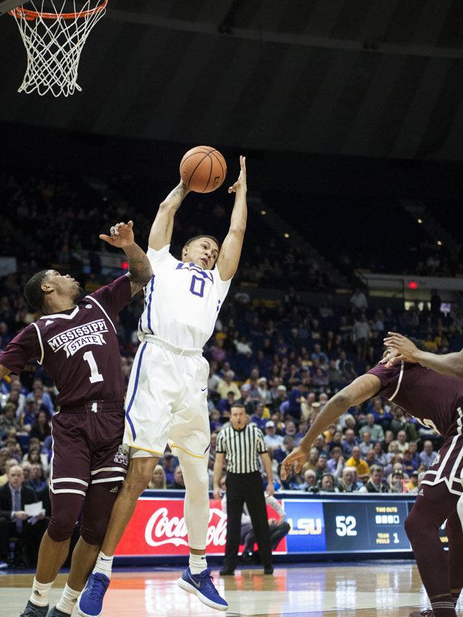 PHOTOS: LSU Men's Basketball Defeats Mississippi State 78-57