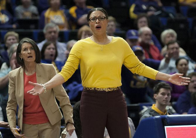 LSU women's basketball coach Nikki Fargas coaches her team during LSU's 71-60 victory over the Georgia Bulldogs on Thursday, Feb. 1, 2018, in the PMAC.