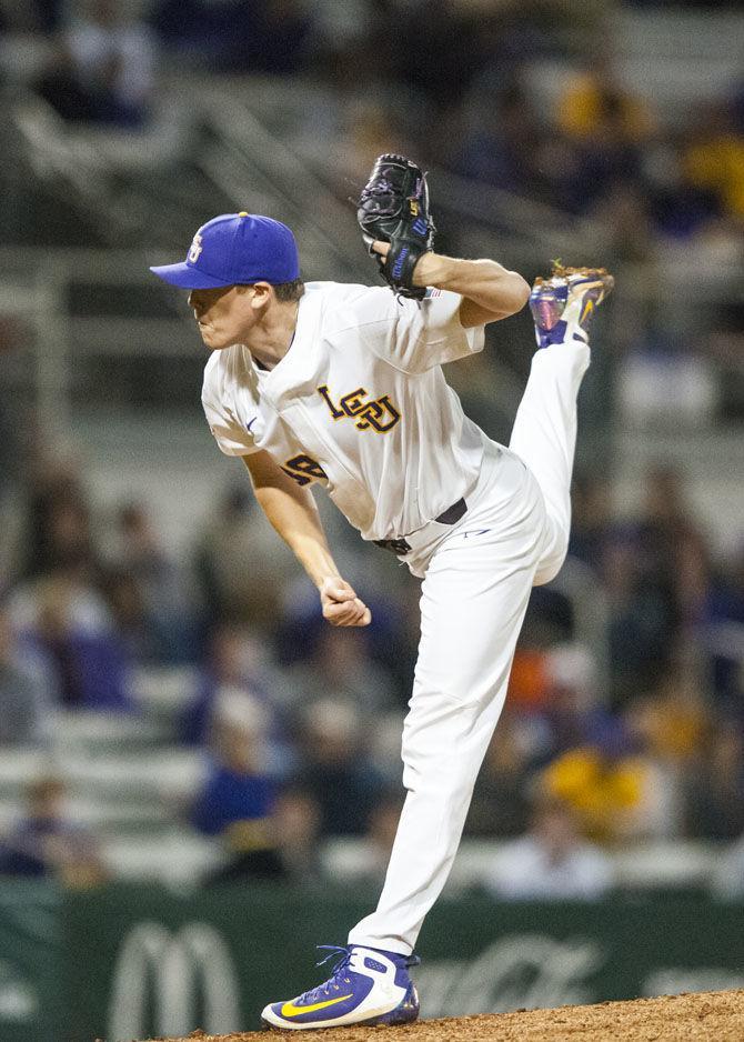 PHOTOS: LSU Baseball Defeats Toledo 8-1