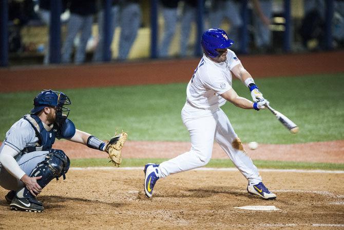 PHOTOS: LSU Baseball Defeats Toledo 8-1