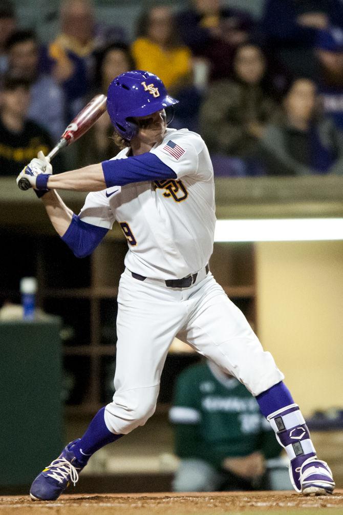 PHOTOS: Hawaii defeats LSU Baseball 4-2