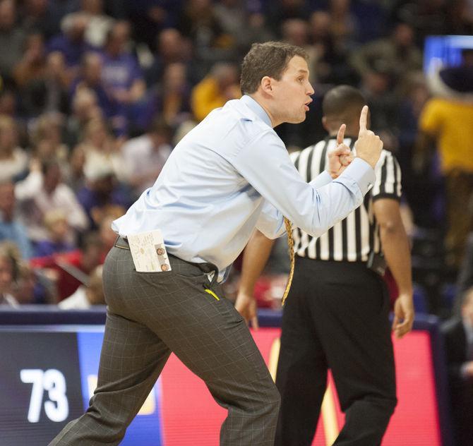 LSU coach Will Wade calls the team's play during the Tigers' 80-77 victory against the Houston Cougars on Wednesday, Dec. 13, 2017, in the PMAC.