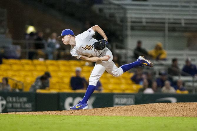 PHOTOS: LSU Baseball Defeats Toledo 8-1