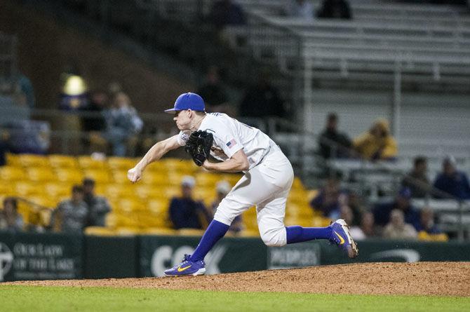 PHOTOS: LSU Baseball Defeats Toledo 8-1