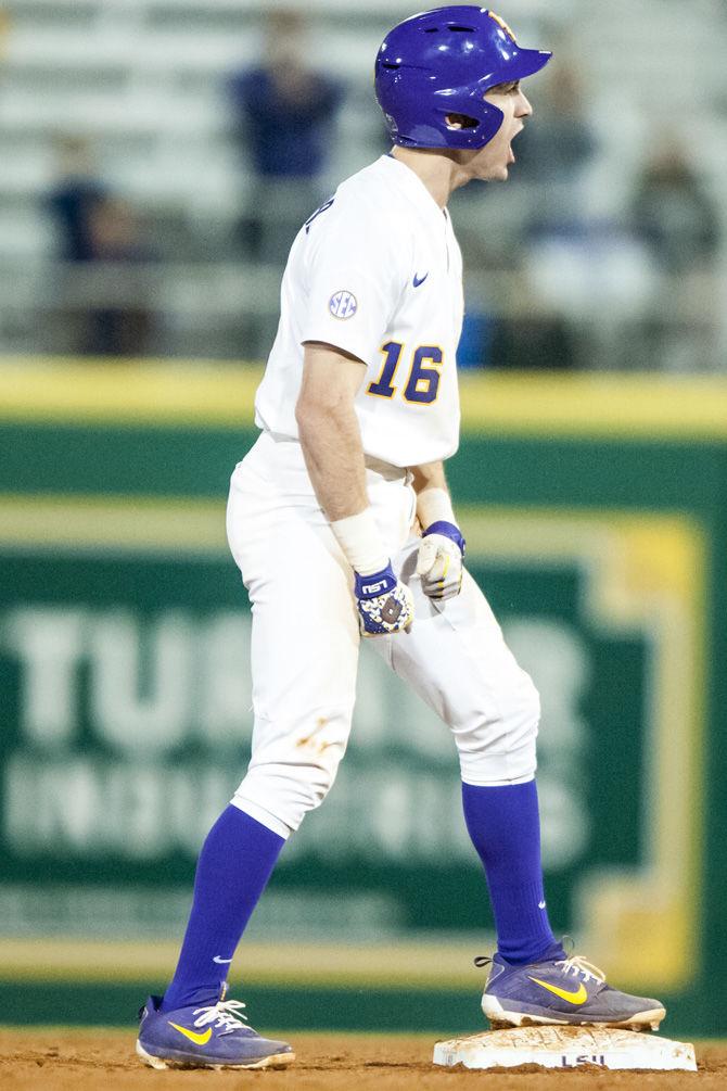 PHOTOS: Hawaii defeats LSU Baseball 4-2