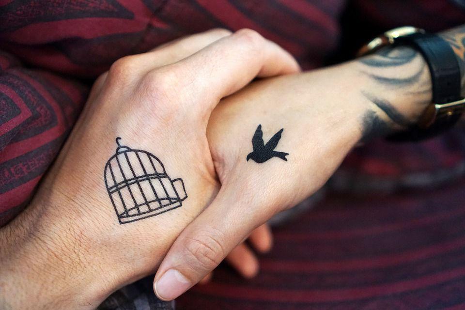 Opinion: Matching tattoos too extreme for undetermined love