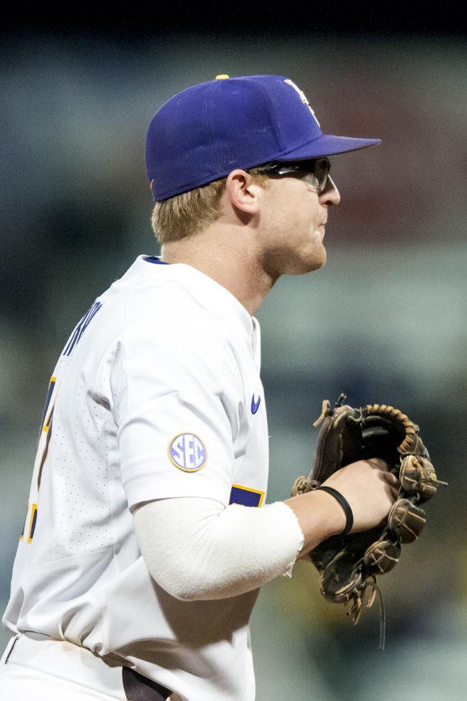 PHOTOS: Hawaii defeats LSU Baseball 4-2