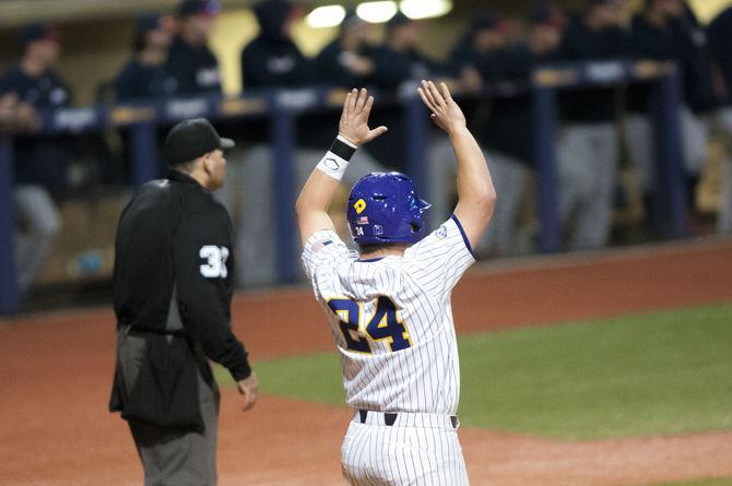 PHOTOS: LSU Defeats South Alabama 9-4