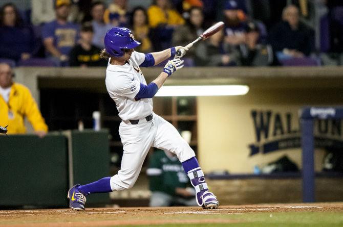 PHOTOS: Hawaii defeats LSU Baseball 4-2