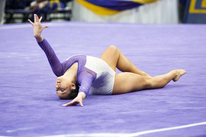 PHOTOS: LSU gymnastics defeats Arizona at final home meet