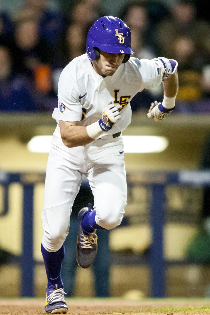 PHOTOS: Hawaii defeats LSU Baseball 4-2