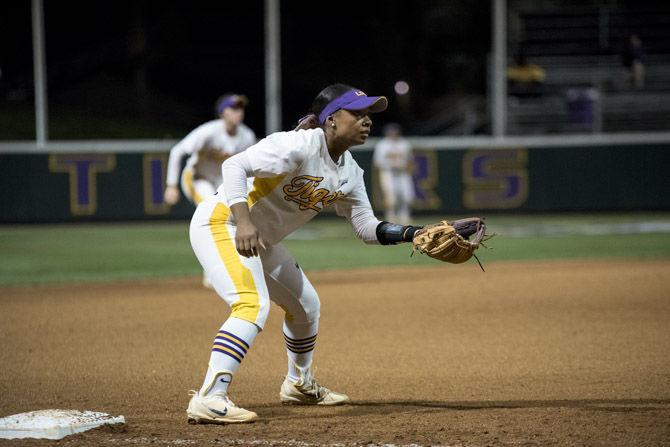 PHOTOS: LSU Softball 2-1 Victory Over Ole Miss