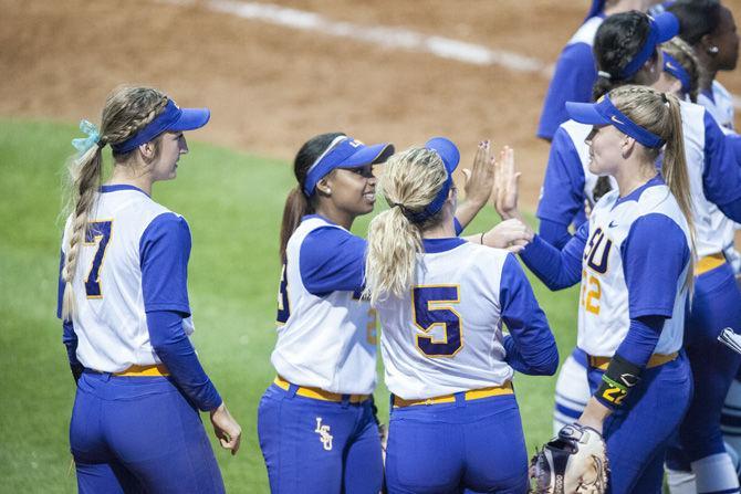 PHOTOS: LSU Softball 2-0 Victory over Texas A&M