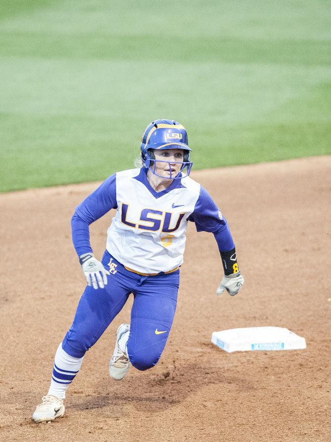 PHOTOS: LSU Softball 2-0 Victory over Texas A&M