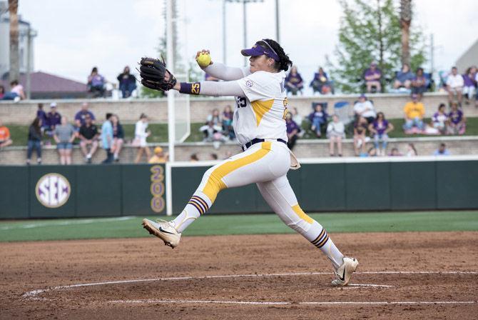 PHOTOS: LSU Softball 2-1 Victory Over Ole Miss