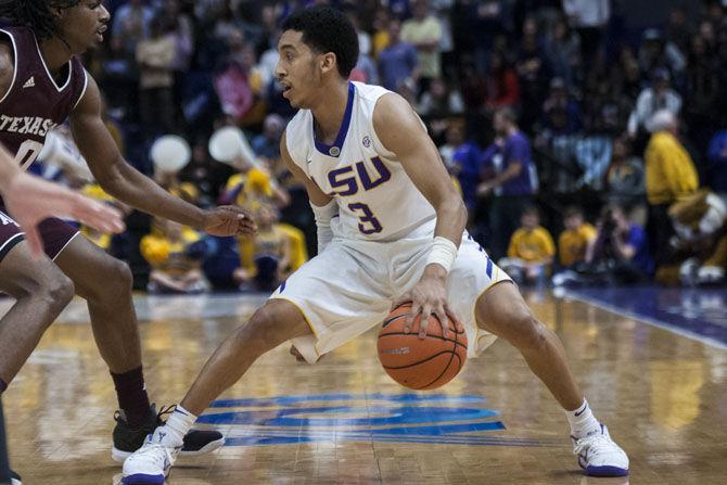 LSU freshman guard Tremont Waters (3) dribbles down the court during the Tigers&#8217; 77-63 win against Texas A&amp;M on Tuesday, Jan. 23, 2018, in the PMAC.