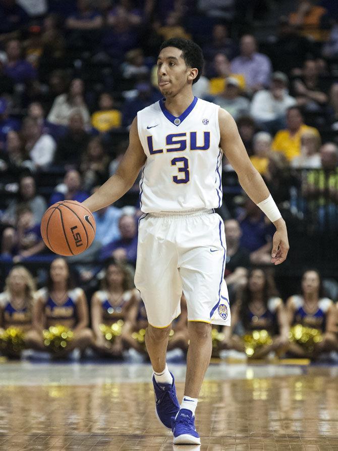 LSU freshman guard Tremont Waters (3) dribbles down the court during the Tigers&#8217; 78-57 win against Mississippi State on Saturday, March 3, 2018, at PMAC.