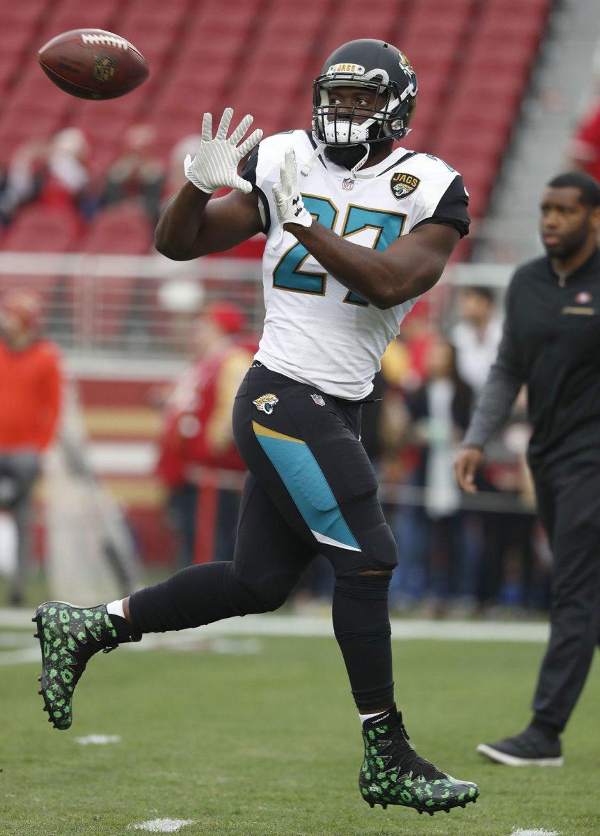 Jacksonville Jaguars running back Leonard Fournette (27) warms up before an NFL football game against the San Francisco 49ers in Santa Clara, Calif., Sunday, Dec. 24, 2017. (AP Photo/Tony Avelar) ORG XMIT: FXN