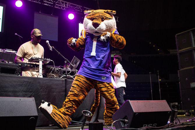 Mike the Tiger performs in the PMAC on Saturday, Aug. 18, 2018.