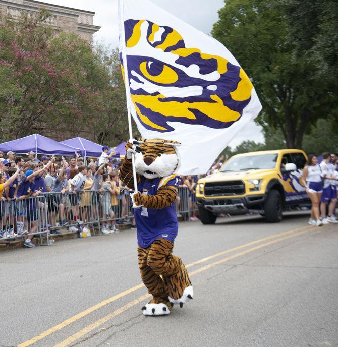 LSU Walks Down Victory Hill