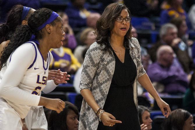 LSU head coach Nikki Fargas watches intensely on the sideline during the Tigers' 59-56 win against Auburn on Thursday, Jan. 18, 2018, in the PMAC.