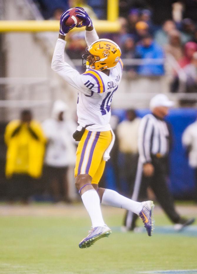 LSU sophomore wide receiver Stephen Sullivan (10) catches the ball during the Tigers' 17-21 loss to Notre Dame in the Citrus Bowl on Monday, Jan. 1, 2018 in Camping World Stadium in Orlando, Florida.