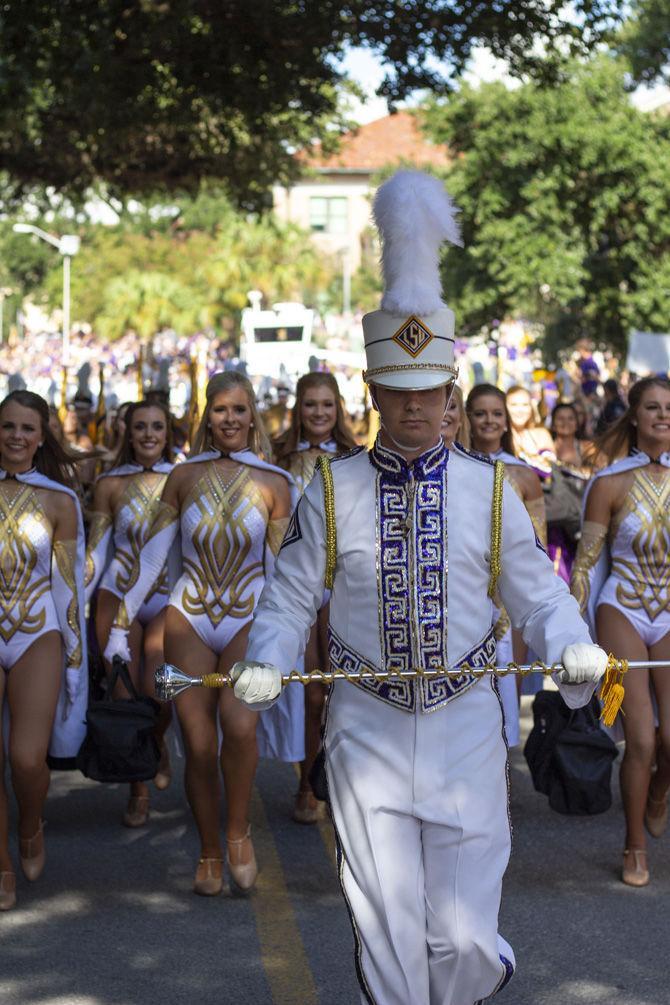 PHOTOS: LSU vs. Southeastern Walk Down Victory Hill