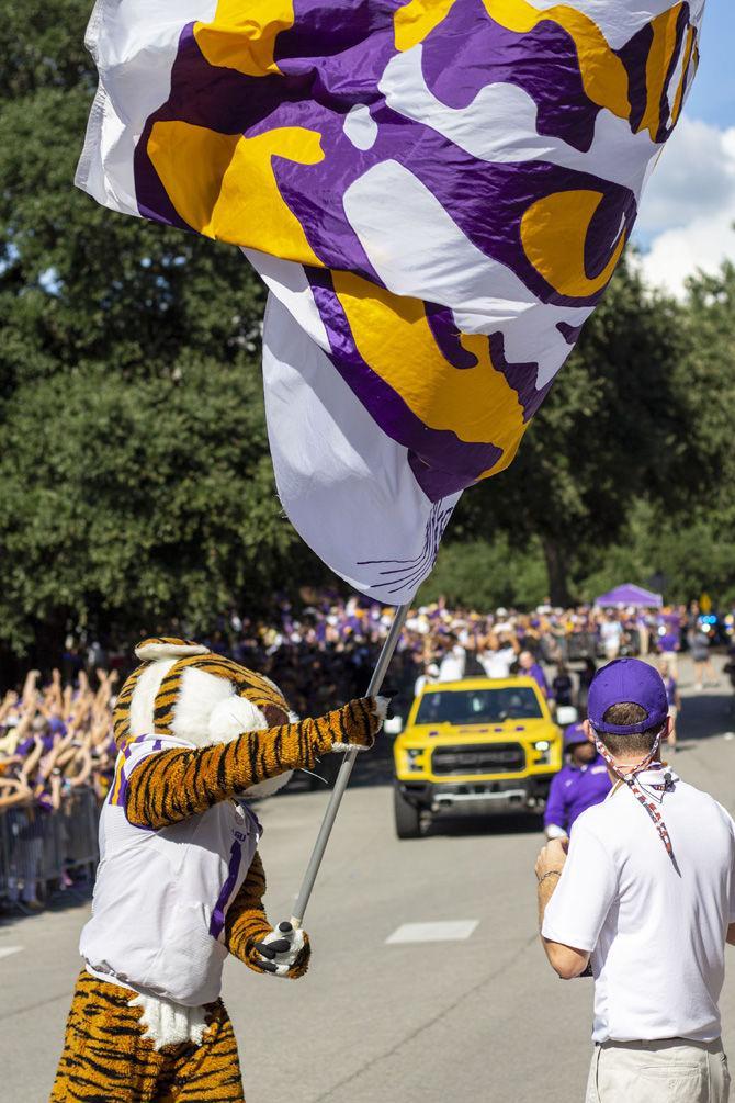 PHOTOS: LSU vs. Southeastern Walk Down Victory Hill