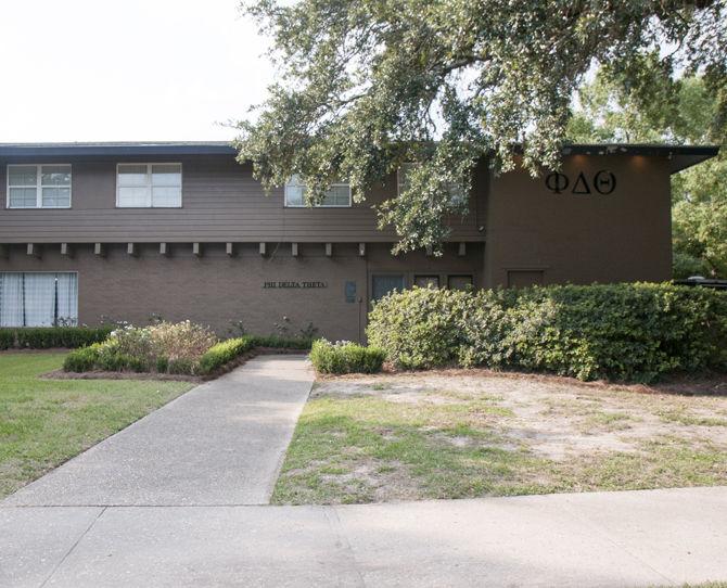 Police investigate the death of an LSU student on Wednesday, Sept. 14, 2017, at the Phi Delta Theta fraternity house.