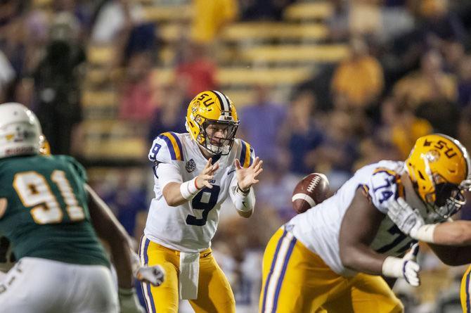 LSU junior quarterback Joe Burrow (9) receives the snap during the Tigers&#8217; 31-0 victory over Southeastern in Tiger Stadium on Saturday, Sept. 8, 2018.