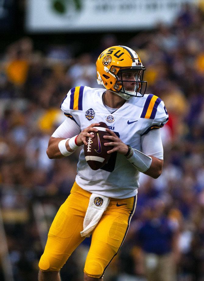 LSU junior quarterback Joe Burrow (9) scans the field during the Tigers&#8217; 31-0 victory over Southeastern on Saturday, Sept. 8, 2018, in Tiger Stadium.