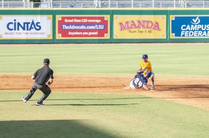 PHOTOS: LSU Baseball vs University of New Orleans