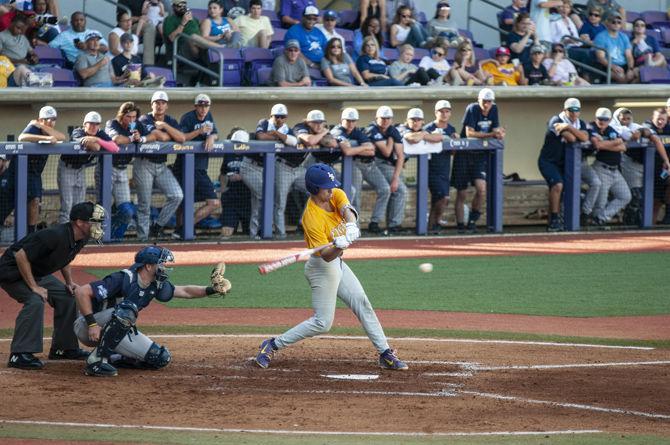 PHOTOS: LSU Baseball vs University of New Orleans