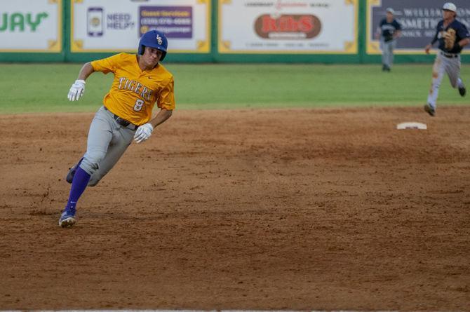 PHOTOS: LSU Baseball vs University of New Orleans