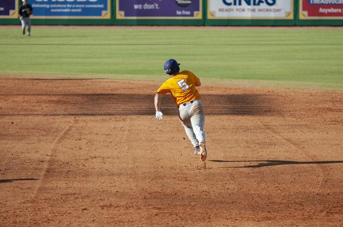 PHOTOS: LSU Baseball vs University of New Orleans