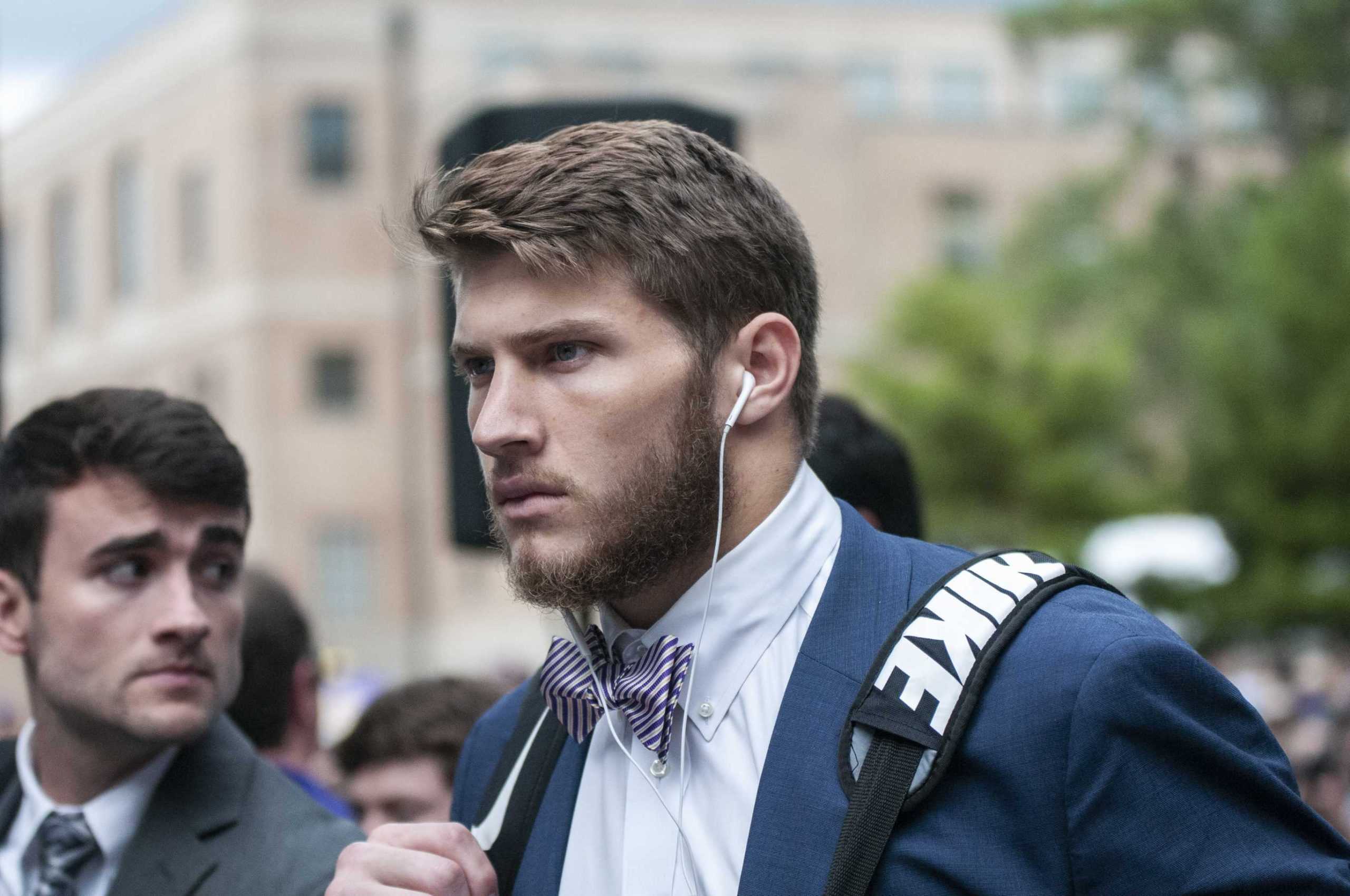 PHOTOS: LSU marches Victory Hill before game against Mississippi State