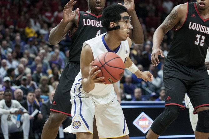 LSU freshman guard Tremont Waters (3) attempts to pass the ball during the Tigers&#8217; 84-76 National Invitation Tournament victory against UL-Lafayette on Wednesday, March 14, 2018, in the PMAC.