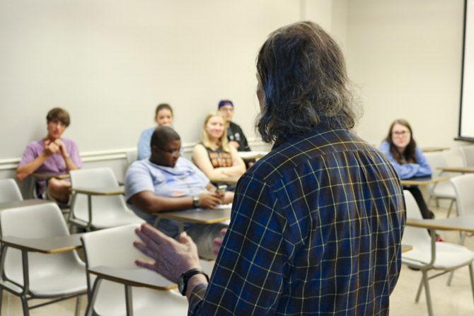 History of Time Travel course challenges LSU students' perceptions