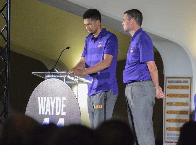 LSU holds candlelight vigil in honor of Wayde Sims