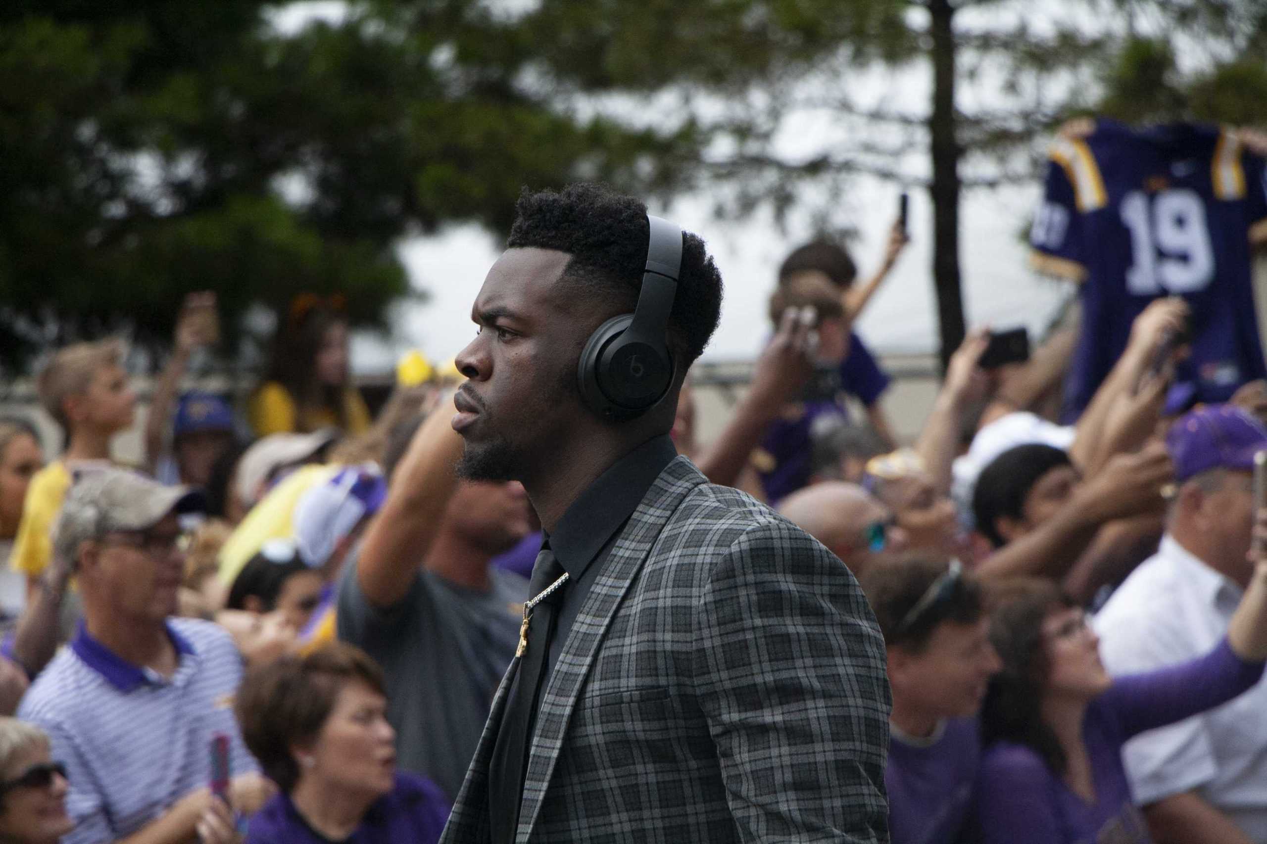 PHOTOS: LSU marches Victory Hill before game against Mississippi State