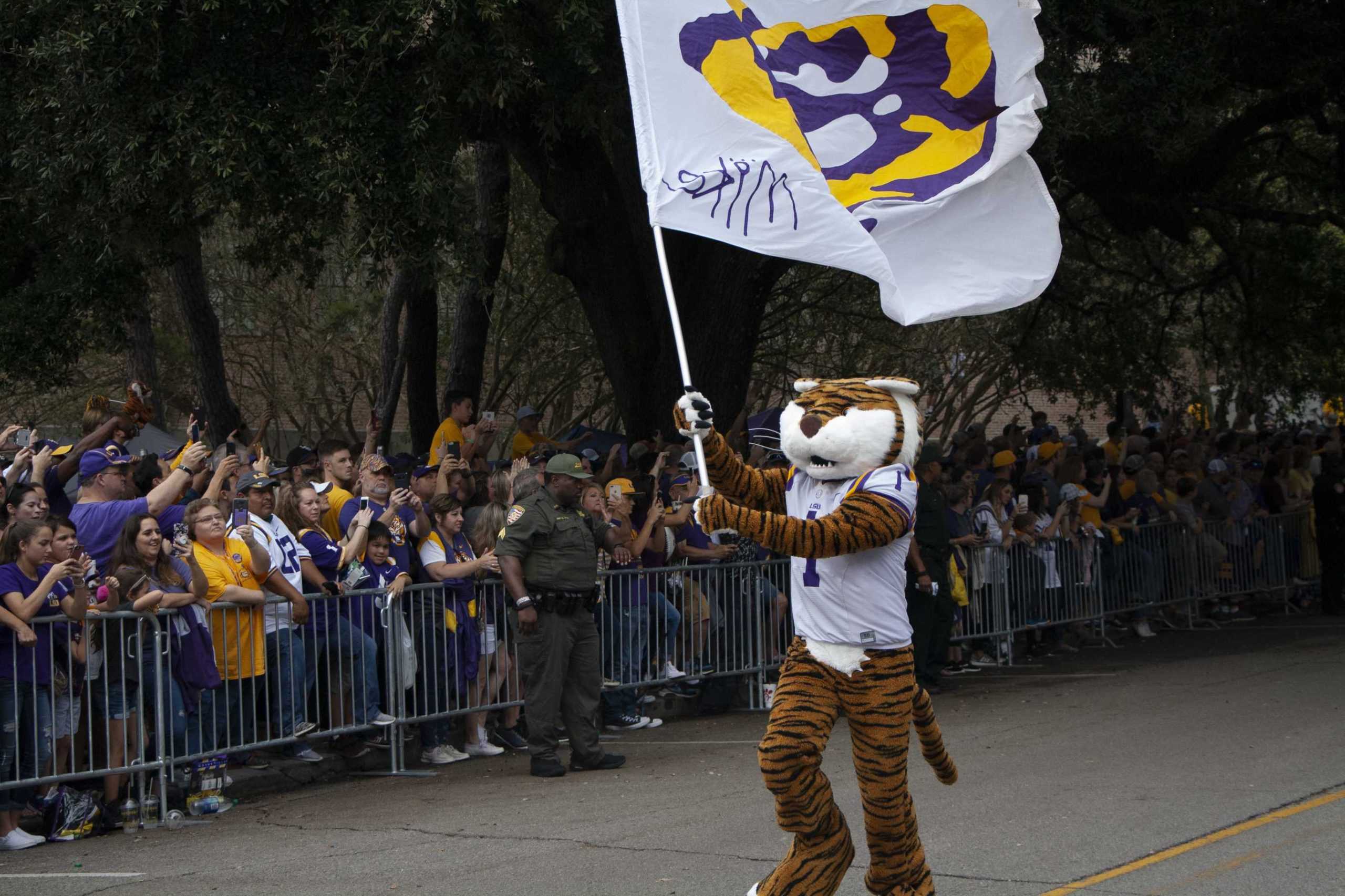 PHOTOS: LSU marches Victory Hill before game against Mississippi State