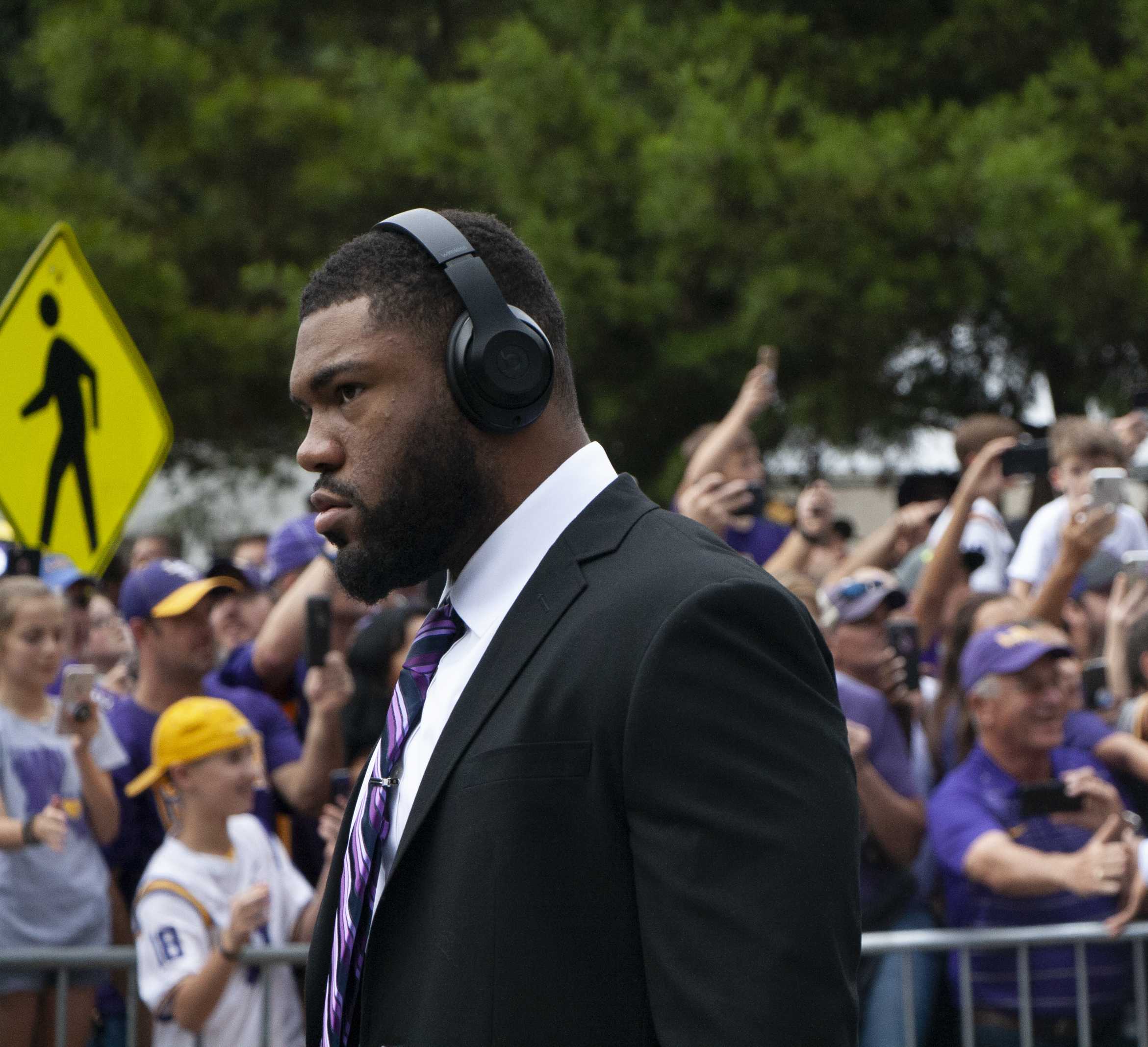 PHOTOS: LSU marches Victory Hill before game against Mississippi State