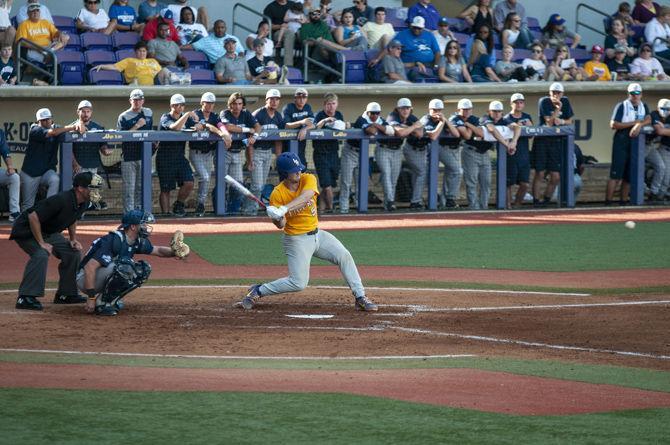 PHOTOS: LSU Baseball vs University of New Orleans