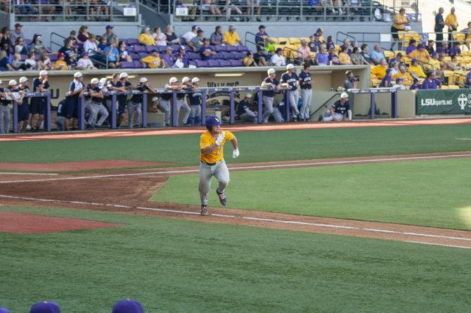 PHOTOS: LSU Baseball vs University of New Orleans