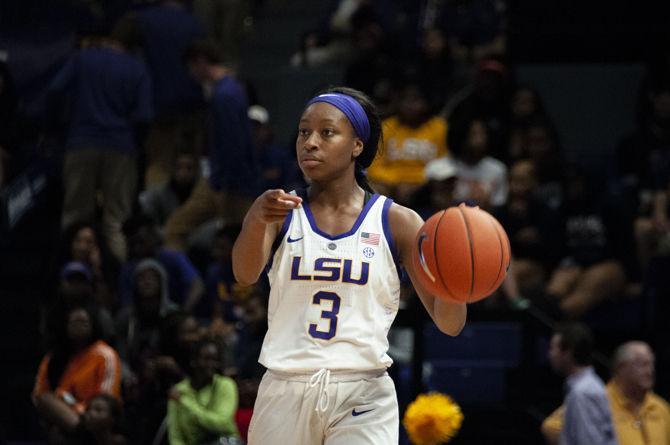 LSU guard Khayla Pointer (03) dribbles the ball during the Tigers' 52-66 win over Sam Houston on Tueday, Nov. 6, 2018 in the PMAC.