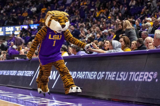 PHOTOS: LSU hoops vs UNCG