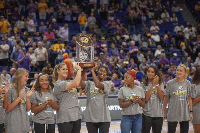 PHOTOS: LSU Hoops vs. Southeastern