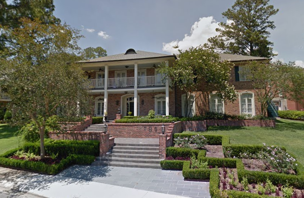 The Pi Beta Phi house sits on 4040 W Lakeshore Drive on LSU campus.&#160;