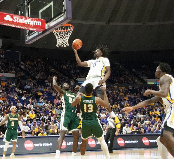 LSU forward Naz Reid (0) shoots the ball during the Tigers' 94-63 win against Southeastern on Tuesday, Nov. 6, 2018, in the PMAC.